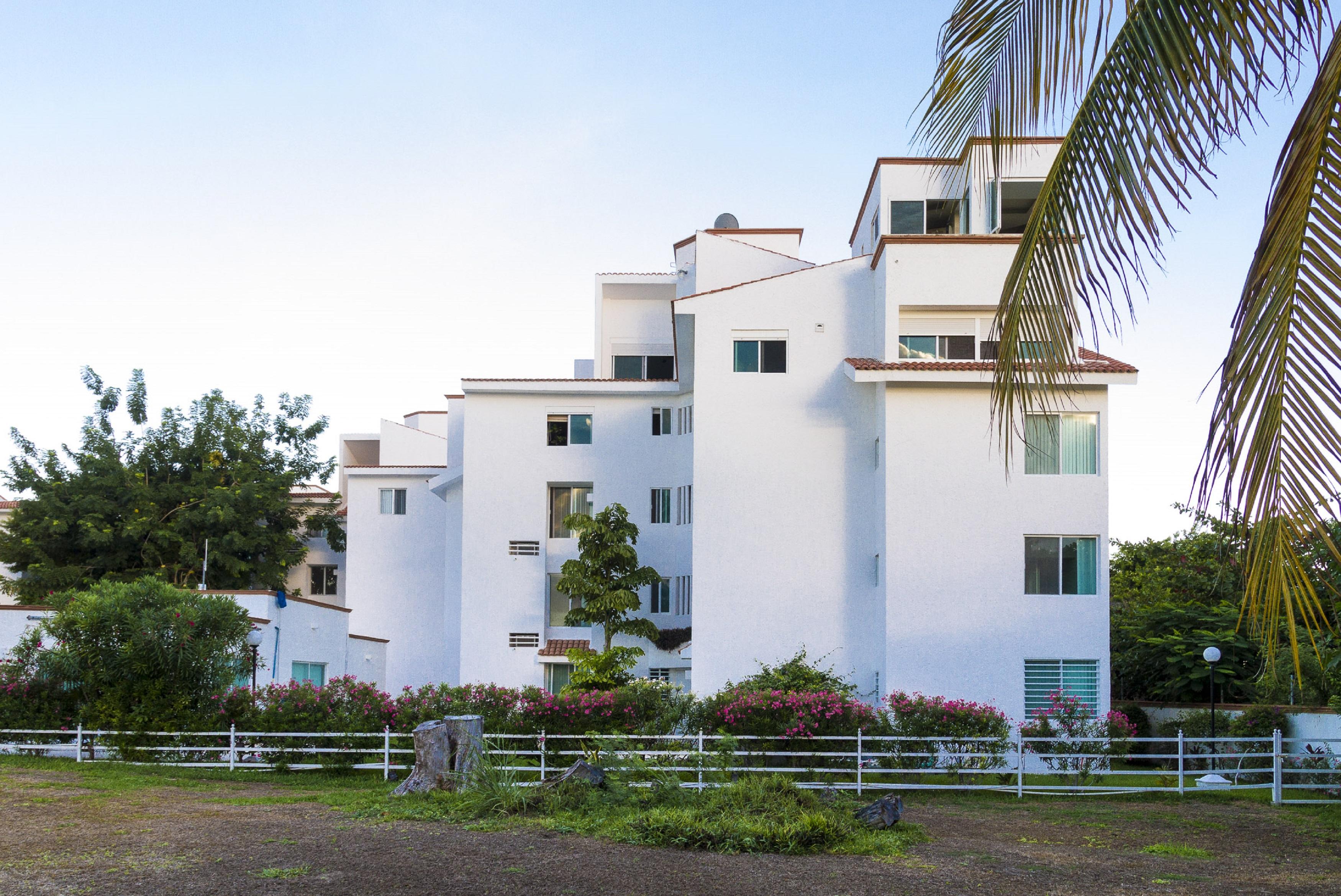 Las Gaviotas Hotel & Suites Cancún Exterior foto