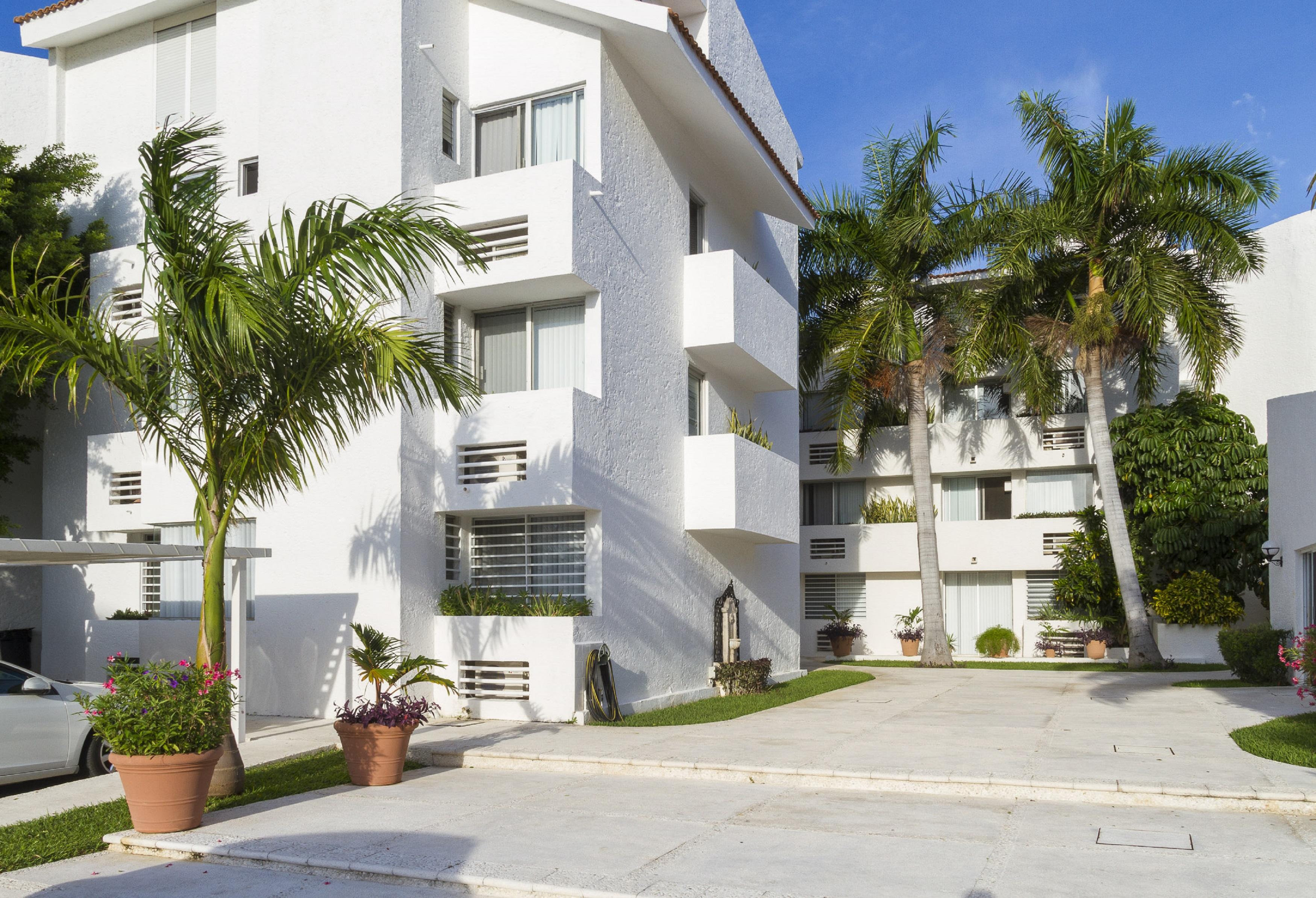 Las Gaviotas Hotel & Suites Cancún Exterior foto